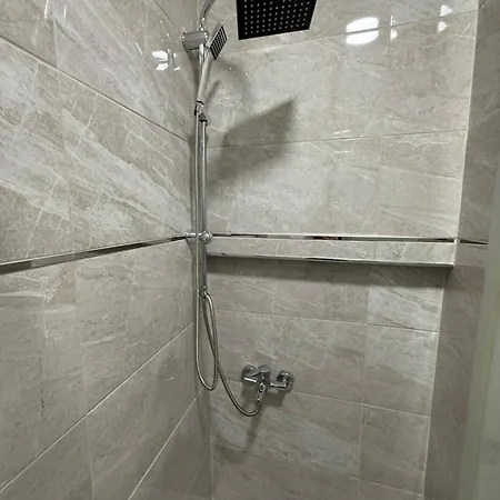 Ξενοδοχείο με διαμερίσματα Gv Galata 4*